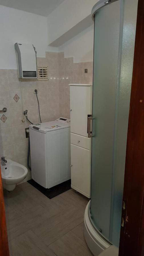Villa Apartments Oliva Seget Vranjica Buitenkant foto