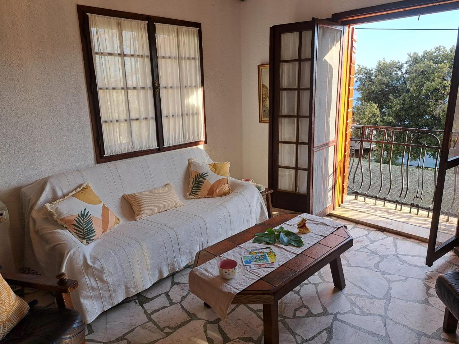 Villa Apartments Oliva Seget Vranjica Buitenkant foto