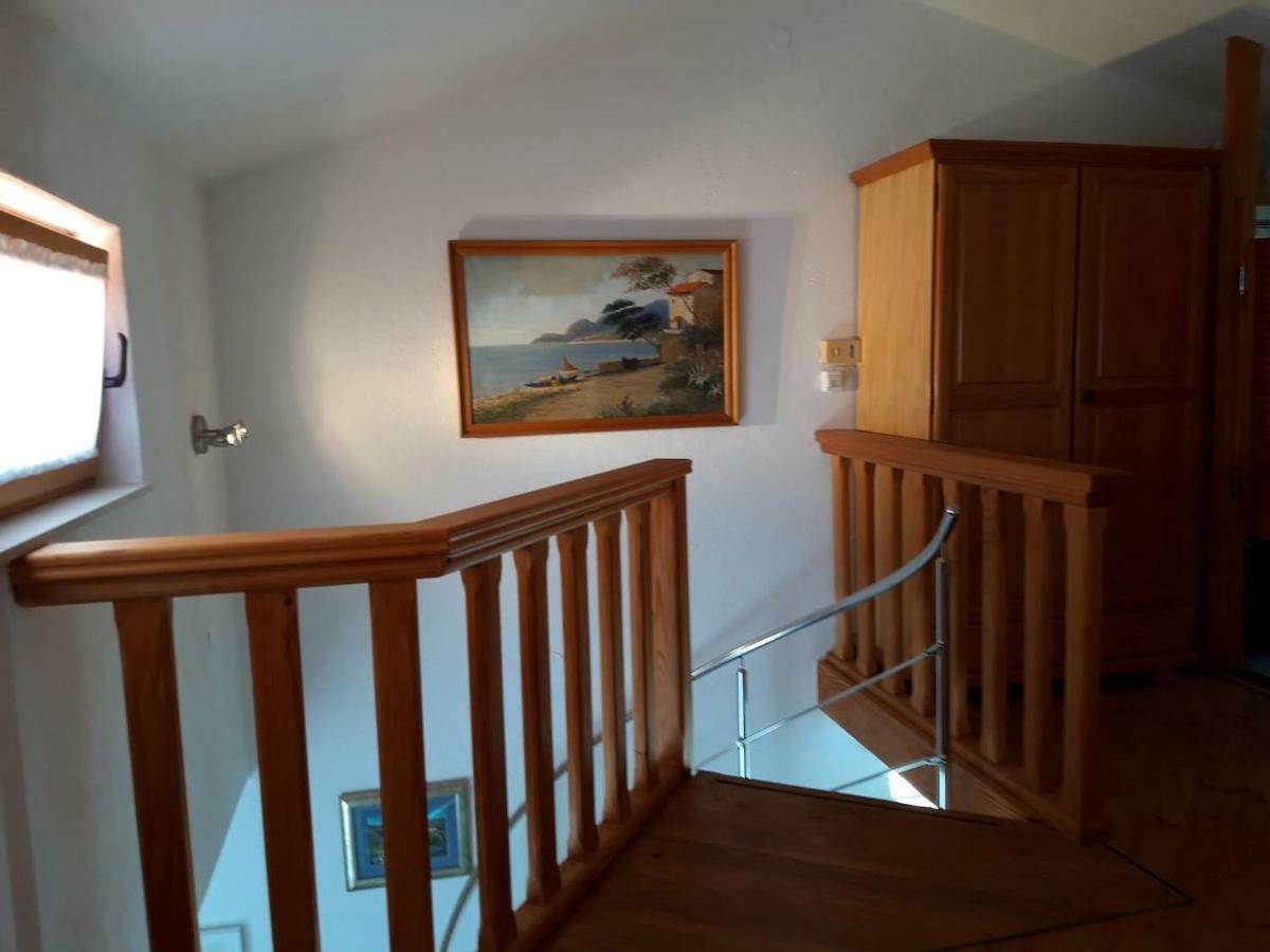 Villa Apartments Oliva Seget Vranjica Buitenkant foto